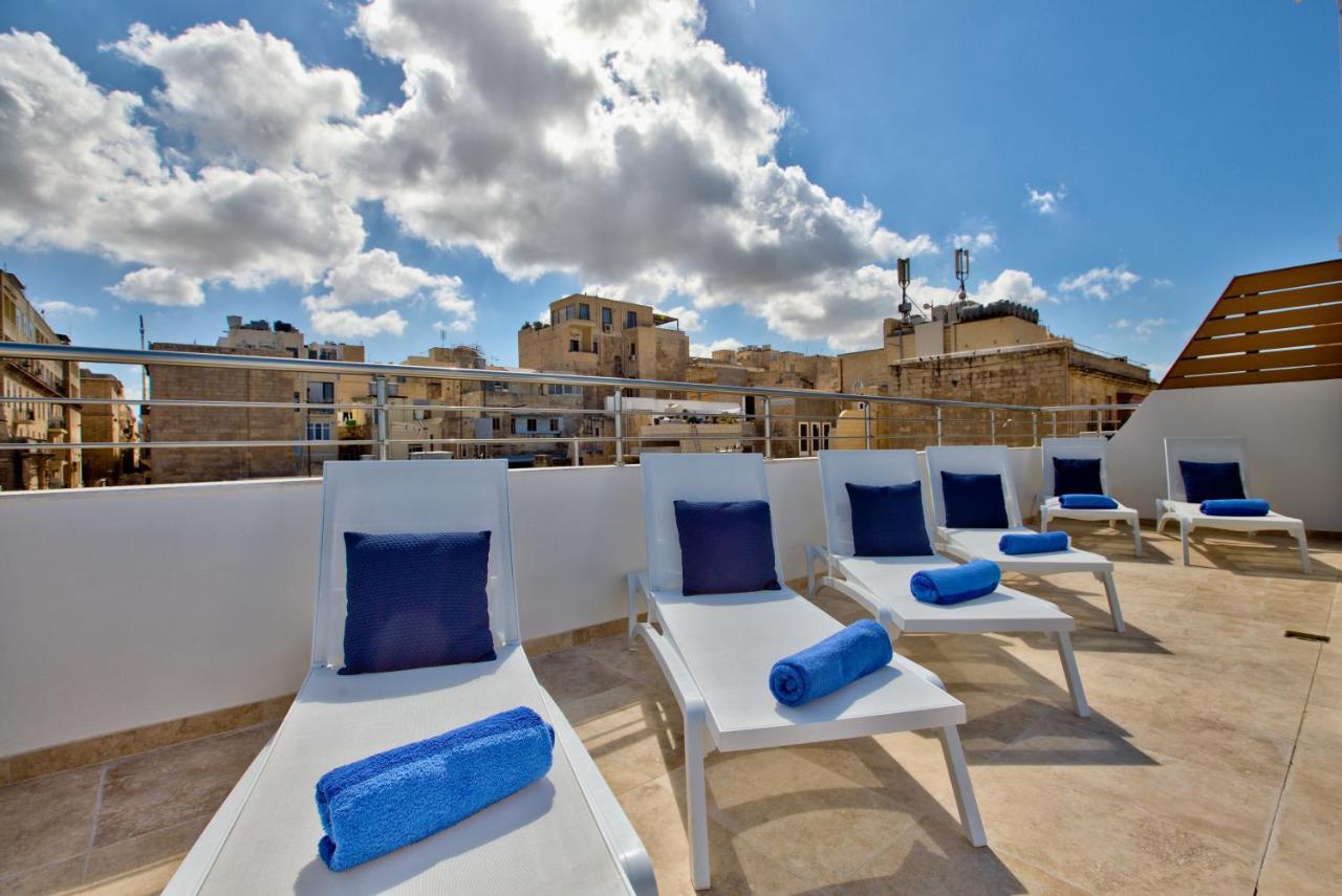 Valletta Luxury 4-Bedroom Duplex With Stunning Sea Views Private Terrace And Jacuzzi Exterior photo