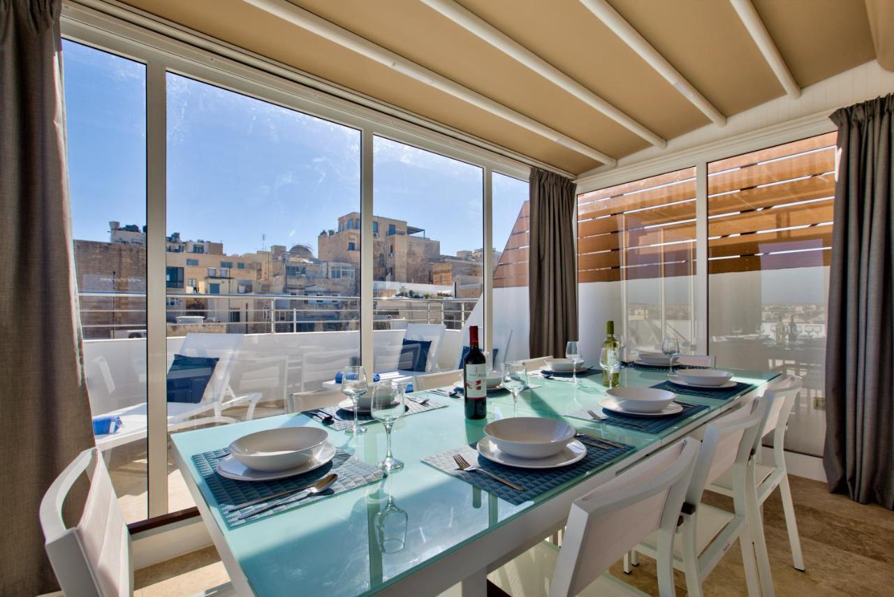 Valletta Luxury 4-Bedroom Duplex With Stunning Sea Views Private Terrace And Jacuzzi Exterior photo