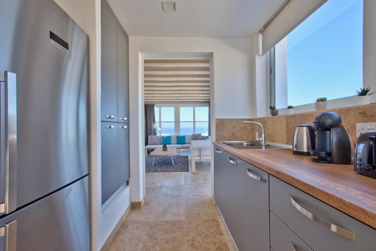 Valletta Luxury 4-Bedroom Duplex With Stunning Sea Views Private Terrace And Jacuzzi Exterior photo