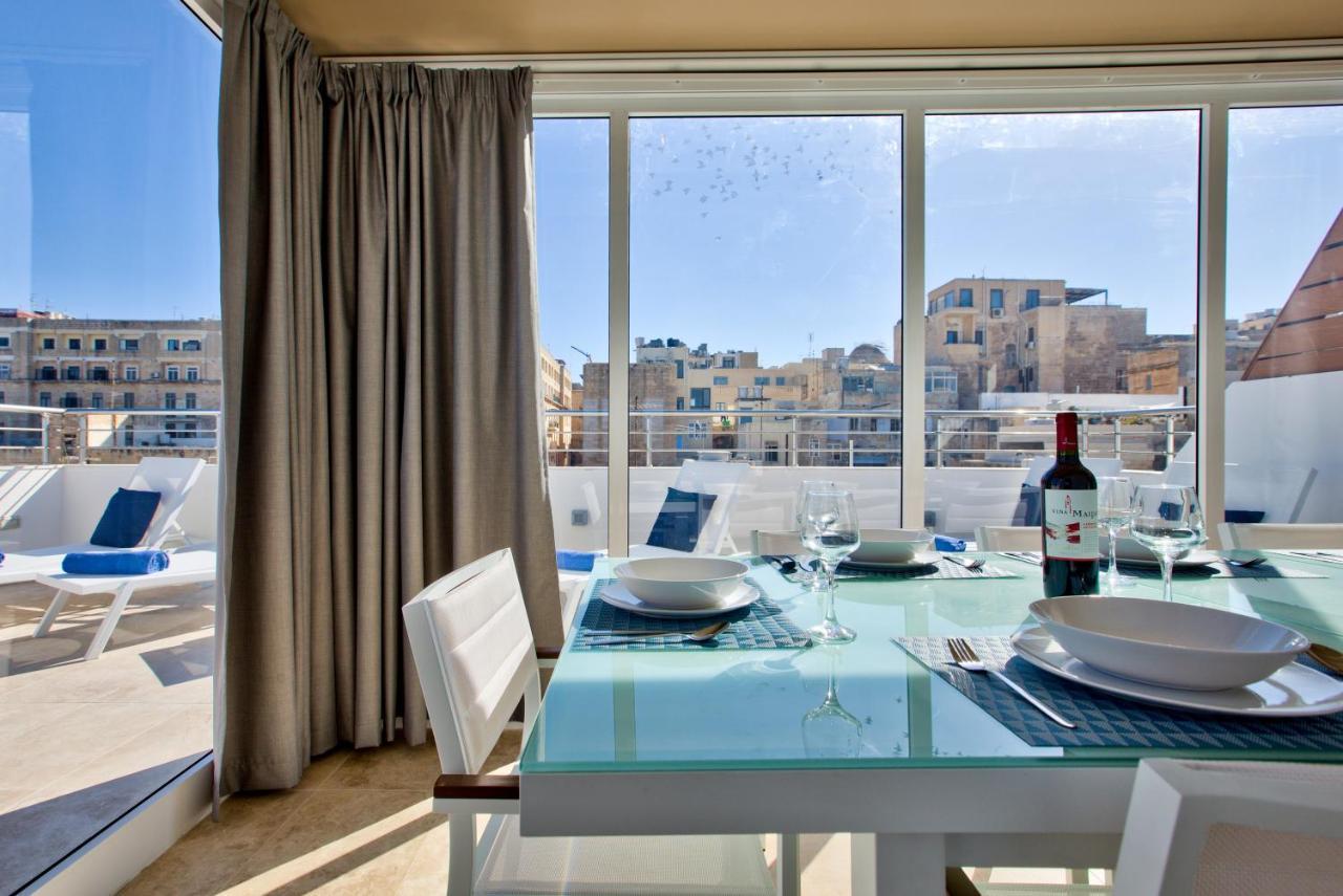 Valletta Luxury 4-Bedroom Duplex With Stunning Sea Views Private Terrace And Jacuzzi Exterior photo