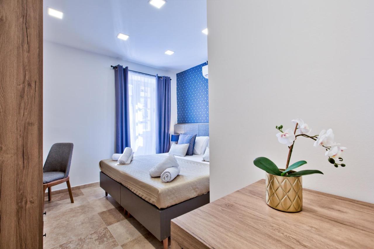 Valletta Luxury 4-Bedroom Duplex With Stunning Sea Views Private Terrace And Jacuzzi Exterior photo