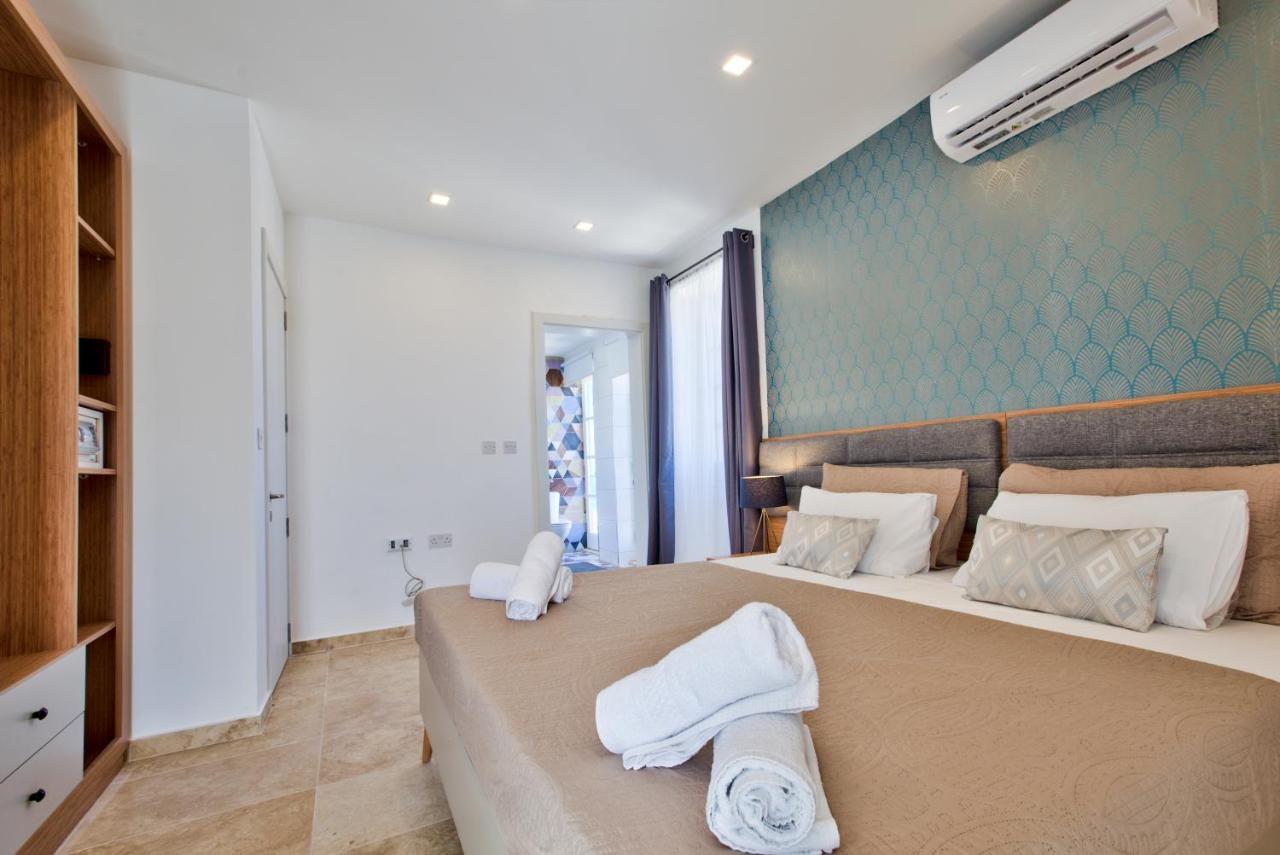 Valletta Luxury 4-Bedroom Duplex With Stunning Sea Views Private Terrace And Jacuzzi Exterior photo